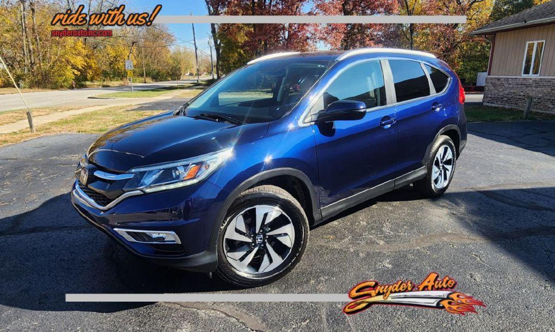 2015 BLUE /Gray, leather HONDA CR-V TOURING - AWD (5J6RM4H93FL) with an 2.4L engine, Continuously Variable transmission, located at 101 S. Halleck St., DeMotte, 46310, (219) 987-2922, 41.202343, -87.198189 - Photo#0