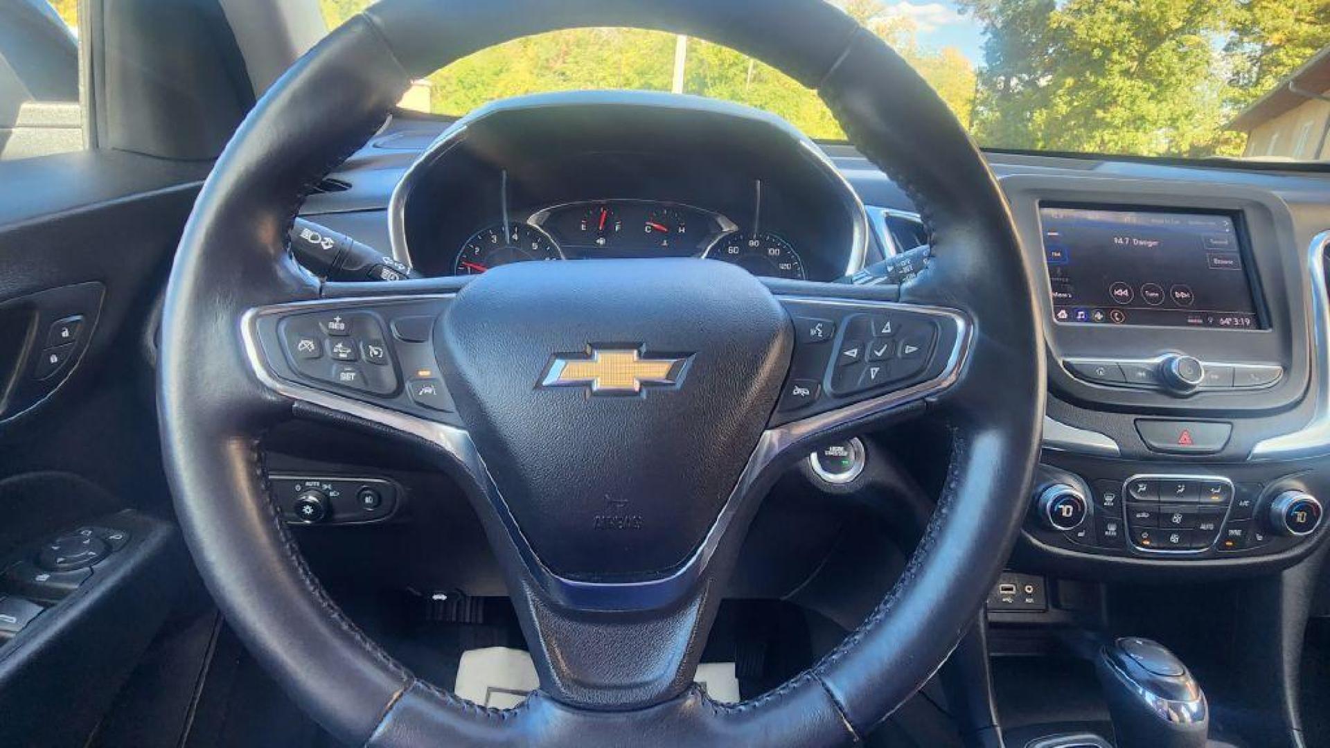 2021 GRAY CHEVROLET EQUINOX LT - AWD (3GNAXUEV1ML) with an 1.5L engine, Automatic transmission, located at 101 S. Halleck St., DeMotte, 46310, (219) 987-2922, 41.202343, -87.198189 - Photo#6