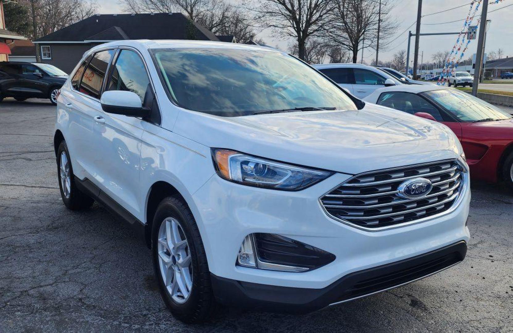 2022 WHITE FORD EDGE SEL - AWD (2FMPK4J9XNB) with an 2.0L engine, Automatic transmission, located at 101 S. Halleck St., DeMotte, 46310, (219) 987-2922, 41.202343, -87.198189 - Photo#1