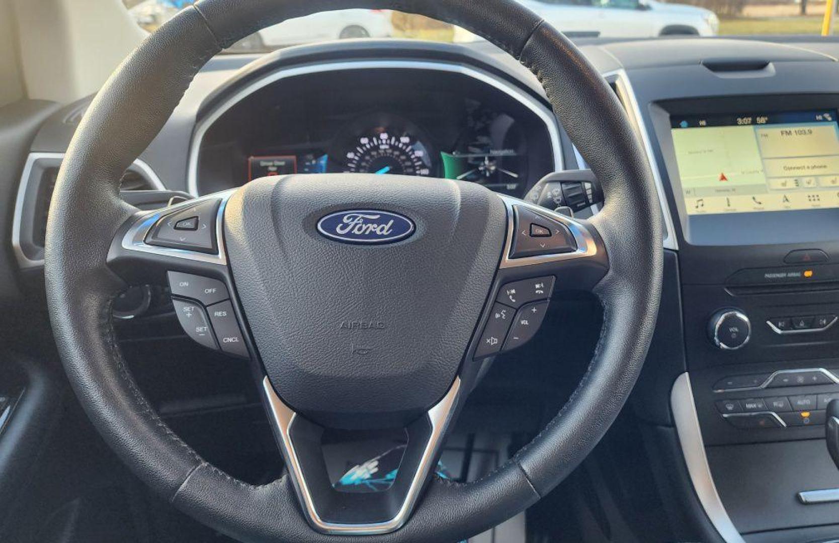 2018 GRAY FORD EDGE SEL - AWD (2FMPK4J82JB) with an 3.5L engine, Automatic transmission, located at 101 S. Halleck St., DeMotte, 46310, (219) 987-2922, 41.202343, -87.198189 - Photo#14