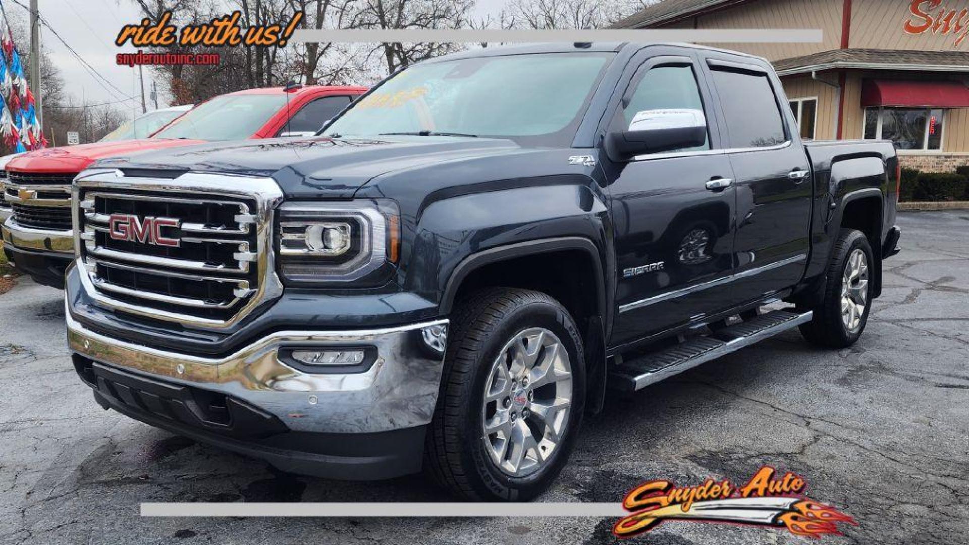 2018 GRAY GMC SIERRA 1500 SLT (3GTU2NECXJG) with an 5.3L engine, Automatic transmission, located at 101 S. Halleck St., DeMotte, 46310, (219) 987-2922, 41.202343, -87.198189 - Photo#0