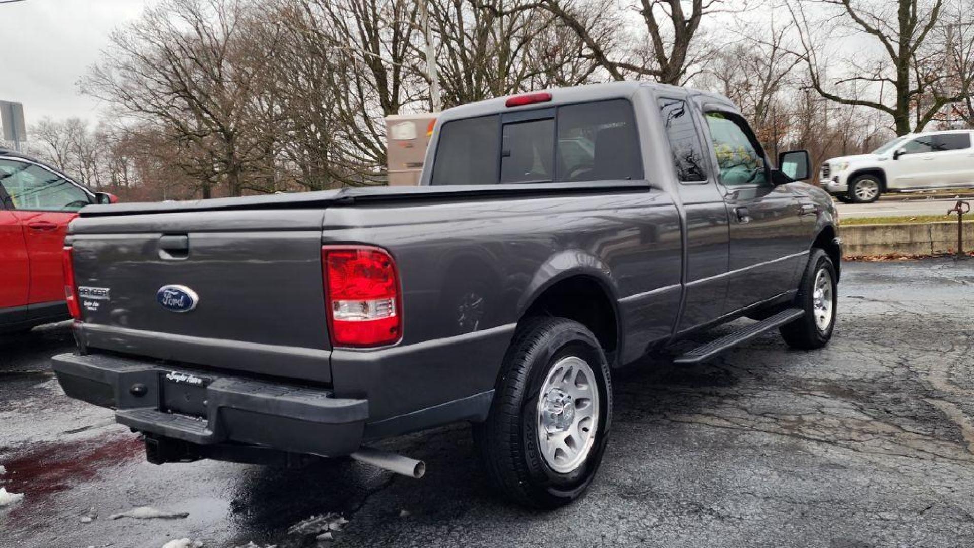 2011 GRAY FORD RANGER SUPER CAB - RWD (1FTKR1EDXBP) with an 2.3L engine, Automatic transmission, located at 101 S. Halleck St., DeMotte, 46310, (219) 987-2922, 41.202343, -87.198189 - Photo#2