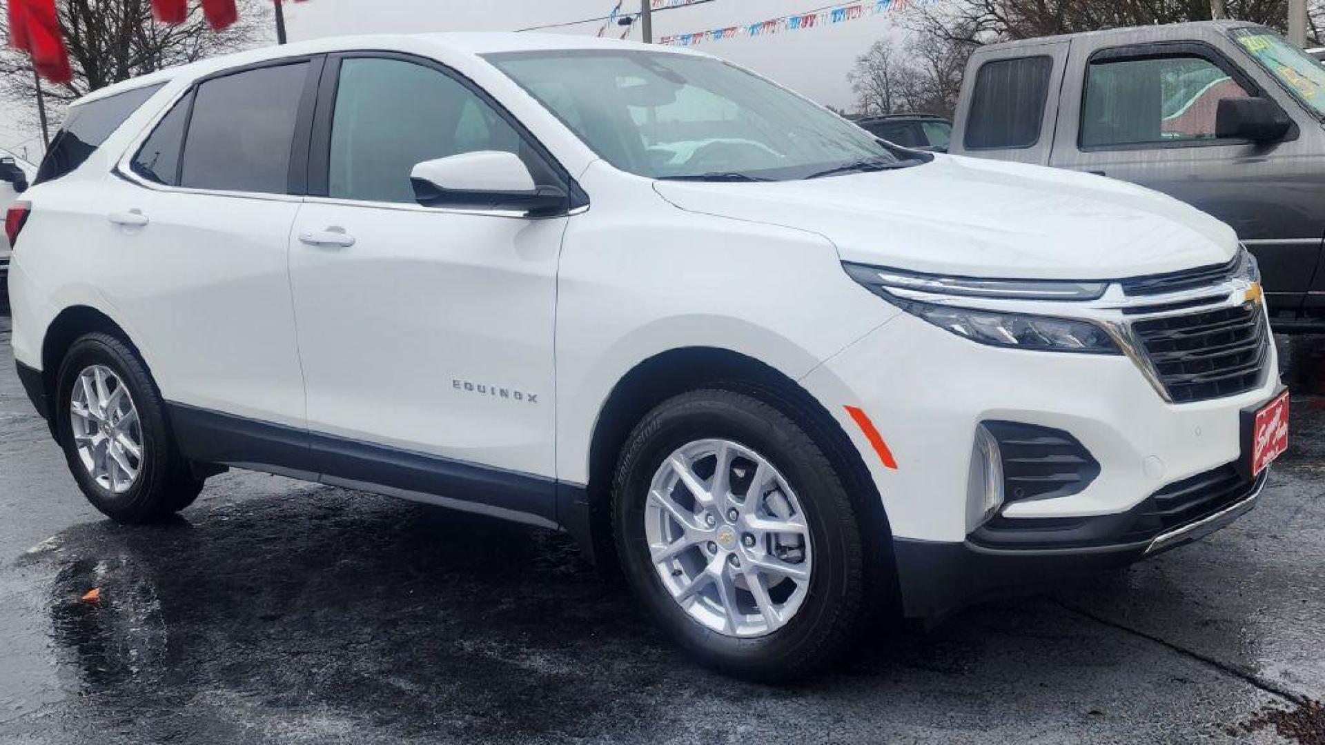 2023 WHITE CHEVROLET EQUINOX LT - AWD (3GNAXTEG5PS) with an 1.5L engine, Automatic transmission, located at 101 S. Halleck St., DeMotte, 46310, (219) 987-2922, 41.202343, -87.198189 - Photo#1