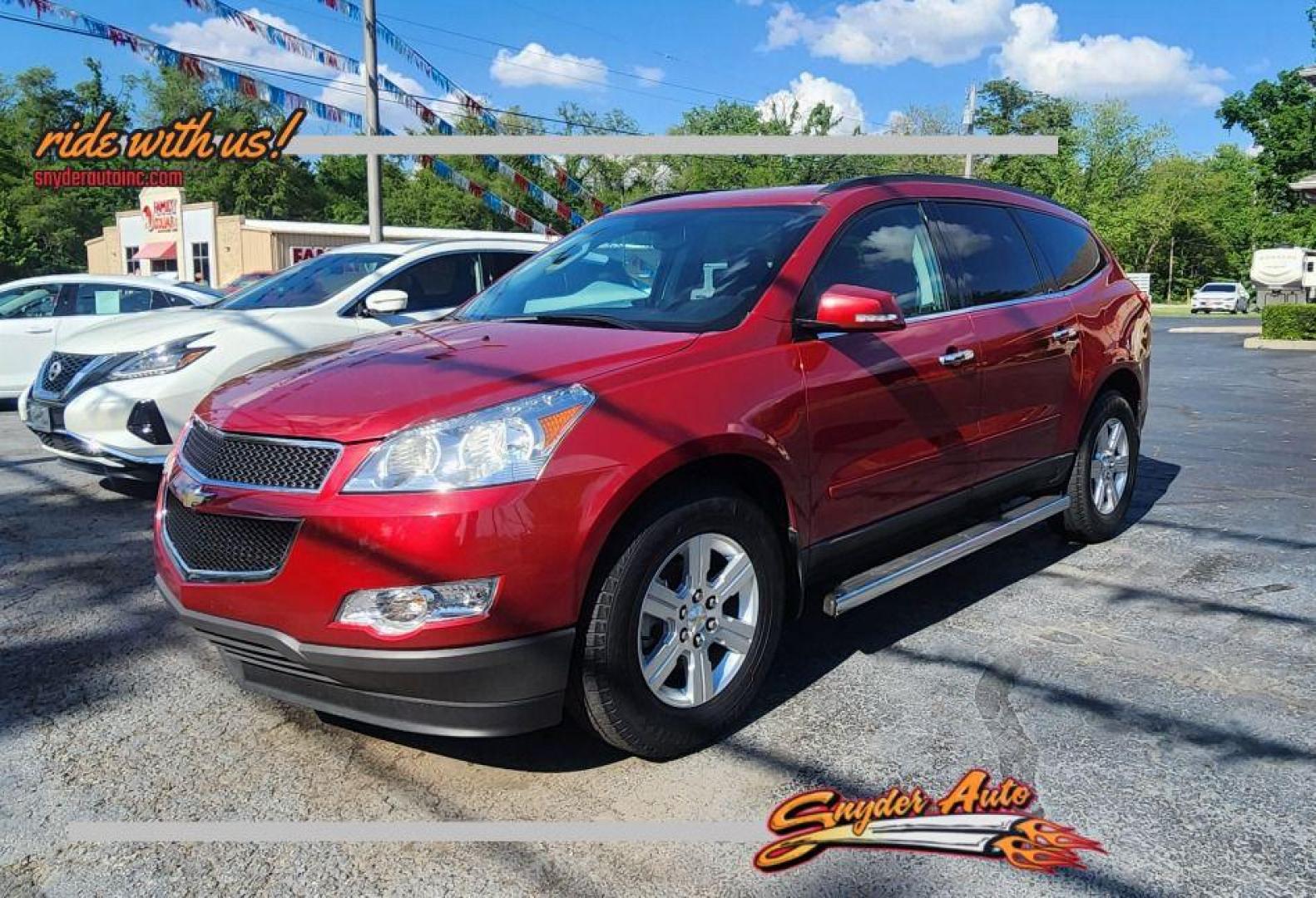 2012 BURGUN CHEVROLET TRAVERSE LT - FWD (1GNKRGED8CJ) with an 3.6L engine, Automatic transmission, located at 101 S. Halleck St., DeMotte, 46310, (219) 987-2922, 41.202343, -87.198189 - Photo#0