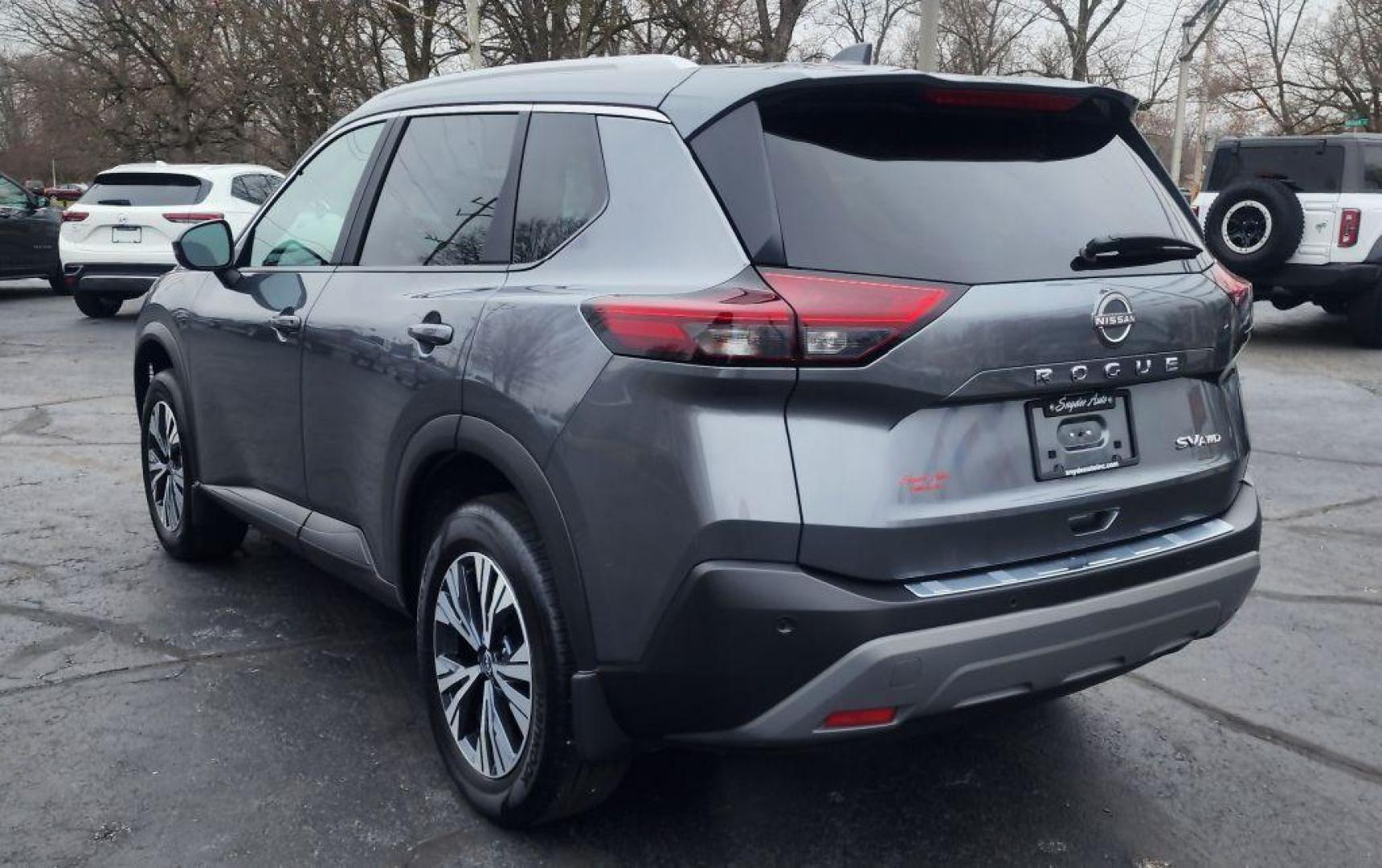 2023 GRAY NISSAN ROGUE SV - AWD (5N1BT3BB2PC) with an 1.5L engine, Automatic transmission, located at 101 S. Halleck St., DeMotte, 46310, (219) 987-2922, 41.202343, -87.198189 - Photo#3