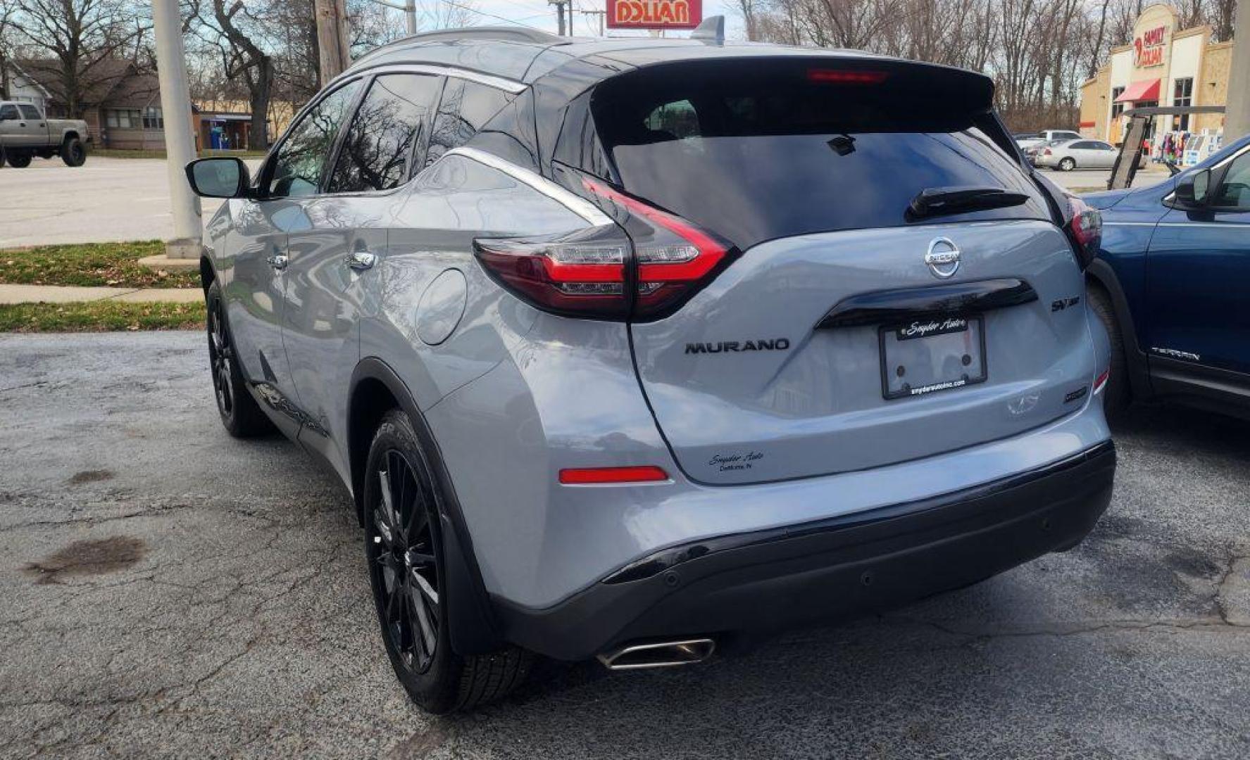 2022 GRAY NISSAN MURANO SV (5N1AZ2BS4NC) with an 3.5L engine, Automatic transmission, located at 101 S. Halleck St., DeMotte, 46310, (219) 987-2922, 41.202343, -87.198189 - Photo#3