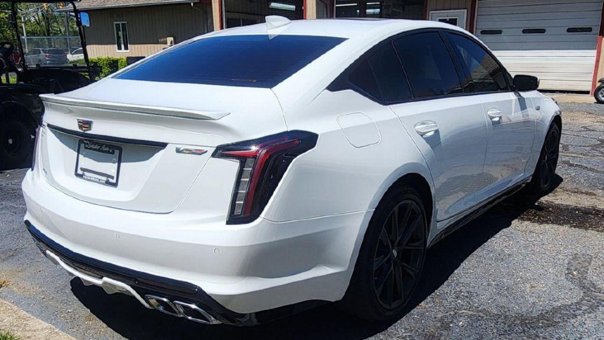 2023 WHITE CADILLAC CT5-V V-SERIES - AWD (1G6DV5RW1P0) with an 3.0L engine, Automatic transmission, located at 101 S. Halleck St., DeMotte, 46310, (219) 987-2922, 41.202343, -87.198189 - Photo#2