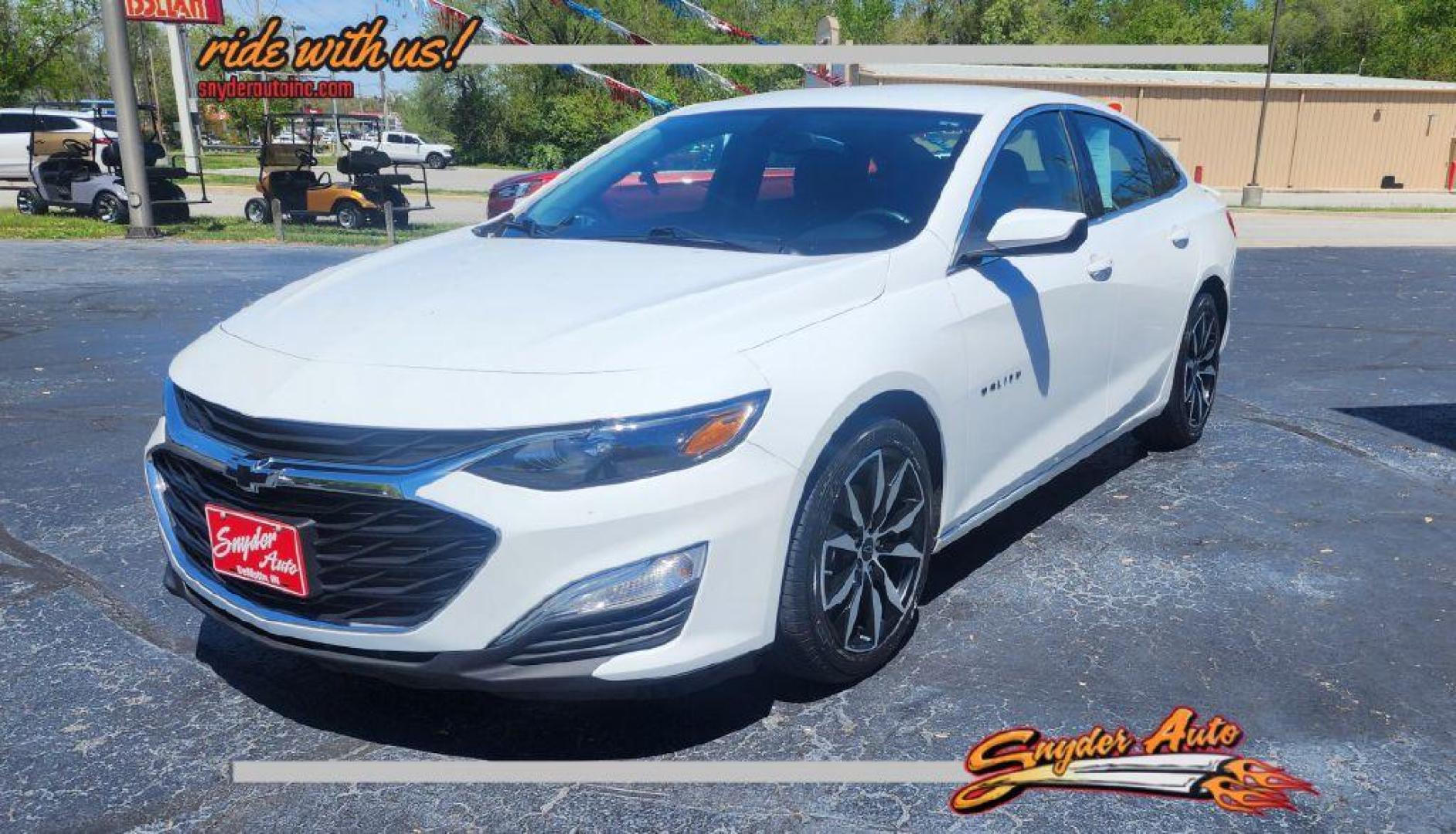 2021 WHITE CHEVROLET MALIBU RS - FWD (1G1ZG5ST5MF) with an 1.5L engine, Continuously Variable transmission, located at 101 S. Halleck St., DeMotte, 46310, (219) 987-2922, 41.202343, -87.198189 - Photo#0