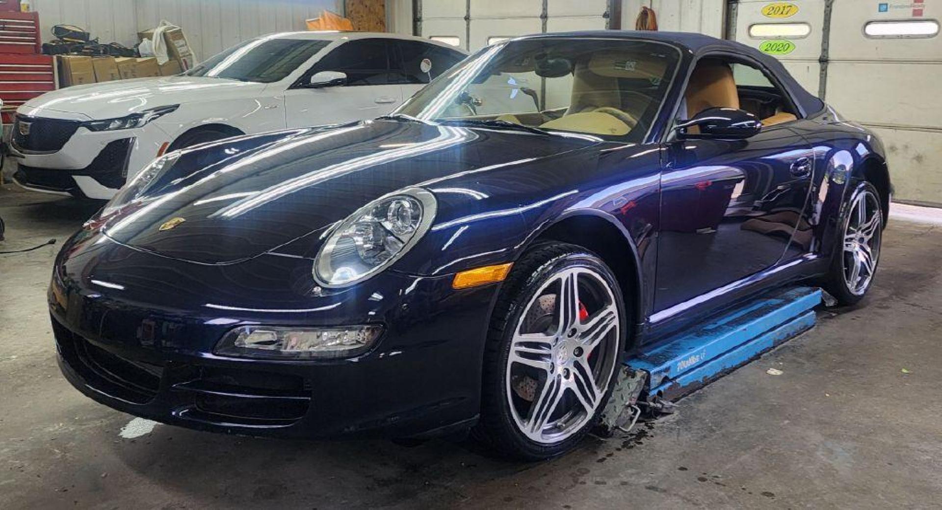 2008 BLUE PORSCHE 911 CARRERA S CABRIOLET -RWD (WP0CB29988S) with an 3.8L engine, Automatic transmission, located at 101 S. Halleck St., DeMotte, 46310, (219) 987-2922, 41.202343, -87.198189 - Photo#6