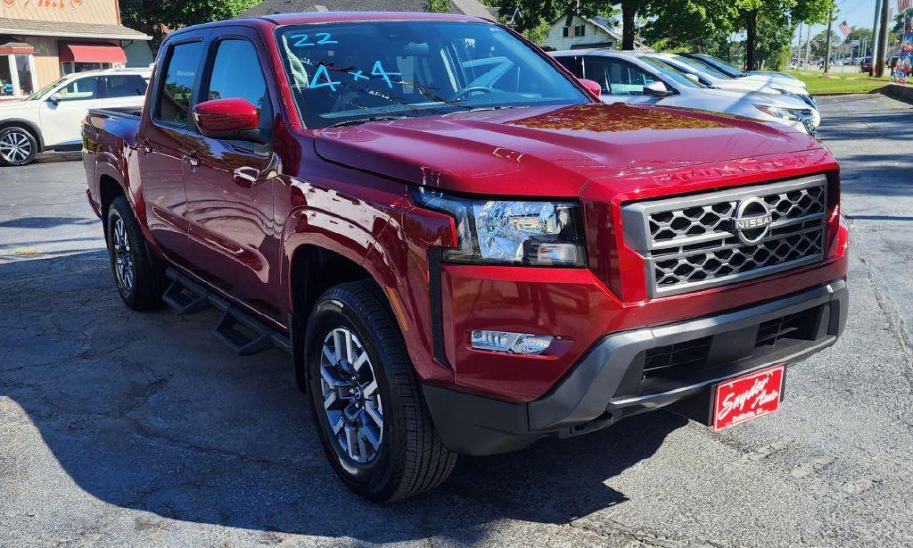 2022 RED NISSAN FRONTIER SV-4WD (1N6ED1EK9NN) with an 3.8L engine, Automatic transmission, located at 101 S. Halleck St., DeMotte, 46310, (219) 987-2922, 41.202343, -87.198189 - Photo#1