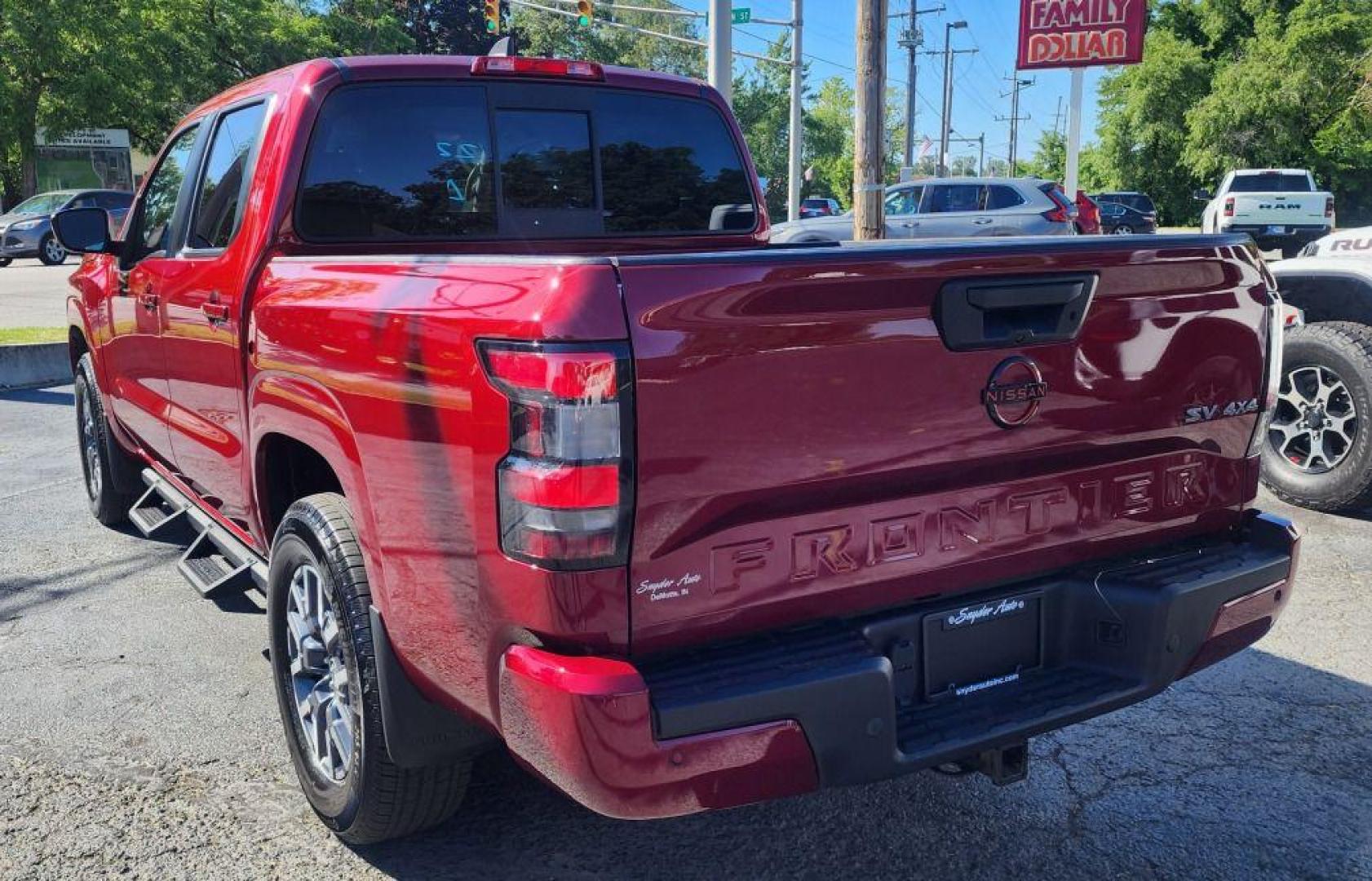 2022 RED NISSAN FRONTIER SV-4WD (1N6ED1EK9NN) with an 3.8L engine, Automatic transmission, located at 101 S. Halleck St., DeMotte, 46310, (219) 987-2922, 41.202343, -87.198189 - Photo#3