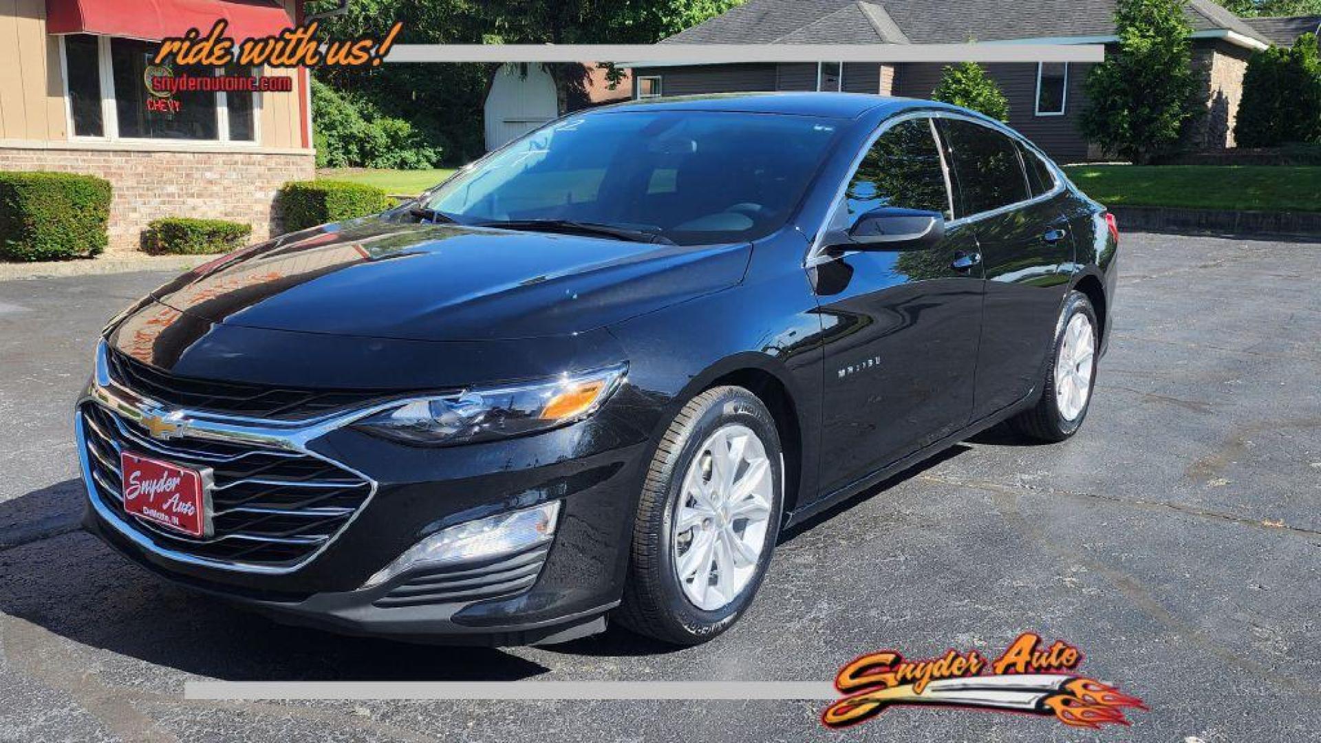 2022 BLACK CHEVROLET MALIBU LT - FWD (1G1ZD5ST0NF) with an 1.5L engine, Continuously Variable transmission, located at 101 S. Halleck St., DeMotte, 46310, (219) 987-2922, 41.202343, -87.198189 - Photo#0