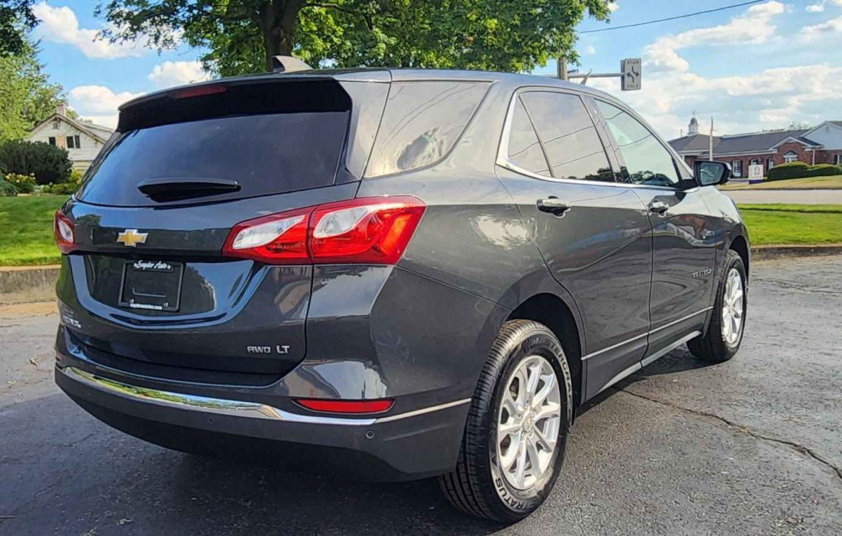 2020 GRAY CHEVROLET EQUINOX LT - AWD (2GNAXTEV1L6) with an 1.5L engine, Automatic transmission, located at 101 S. Halleck St., DeMotte, 46310, (219) 987-2922, 41.202343, -87.198189 - Photo#2