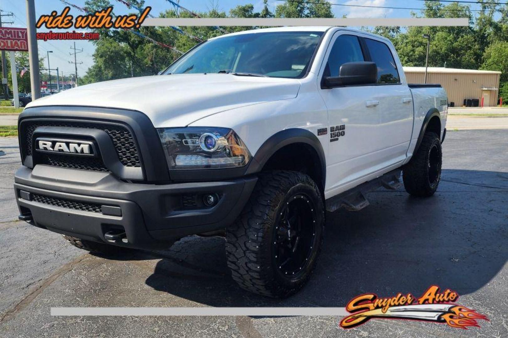 2019 WHITE RAM 1500 CLASSIC SLT (1C6RR7LT1KS) with an 5.7L engine, Automatic transmission, located at 101 S. Halleck St., DeMotte, 46310, (219) 987-2922, 41.202343, -87.198189 - Photo#0