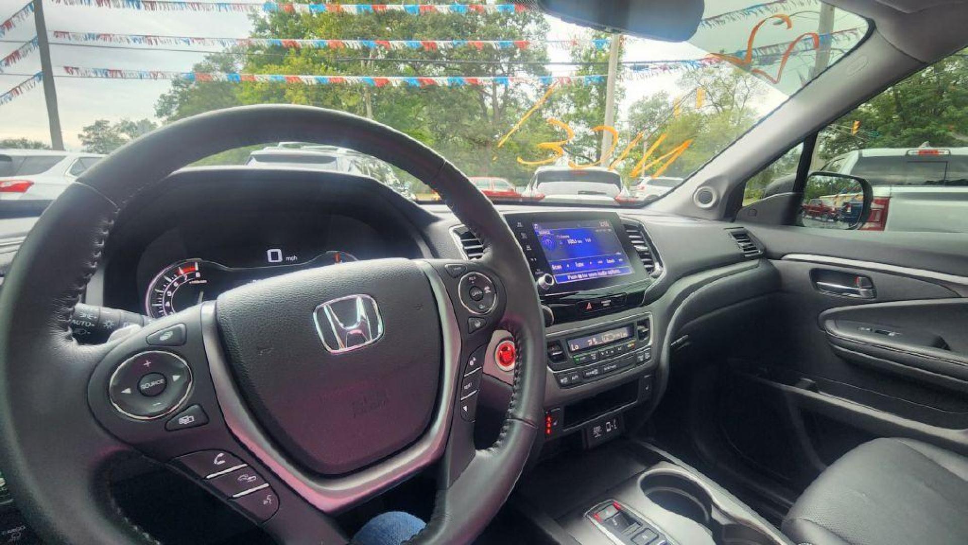 2022 BLACK HONDA RIDGELINE RTL - AWD (5FPYK3F58NB) with an 3.5L engine, Automatic transmission, located at 101 S. Halleck St., DeMotte, 46310, (219) 987-2922, 41.202343, -87.198189 - Photo#9