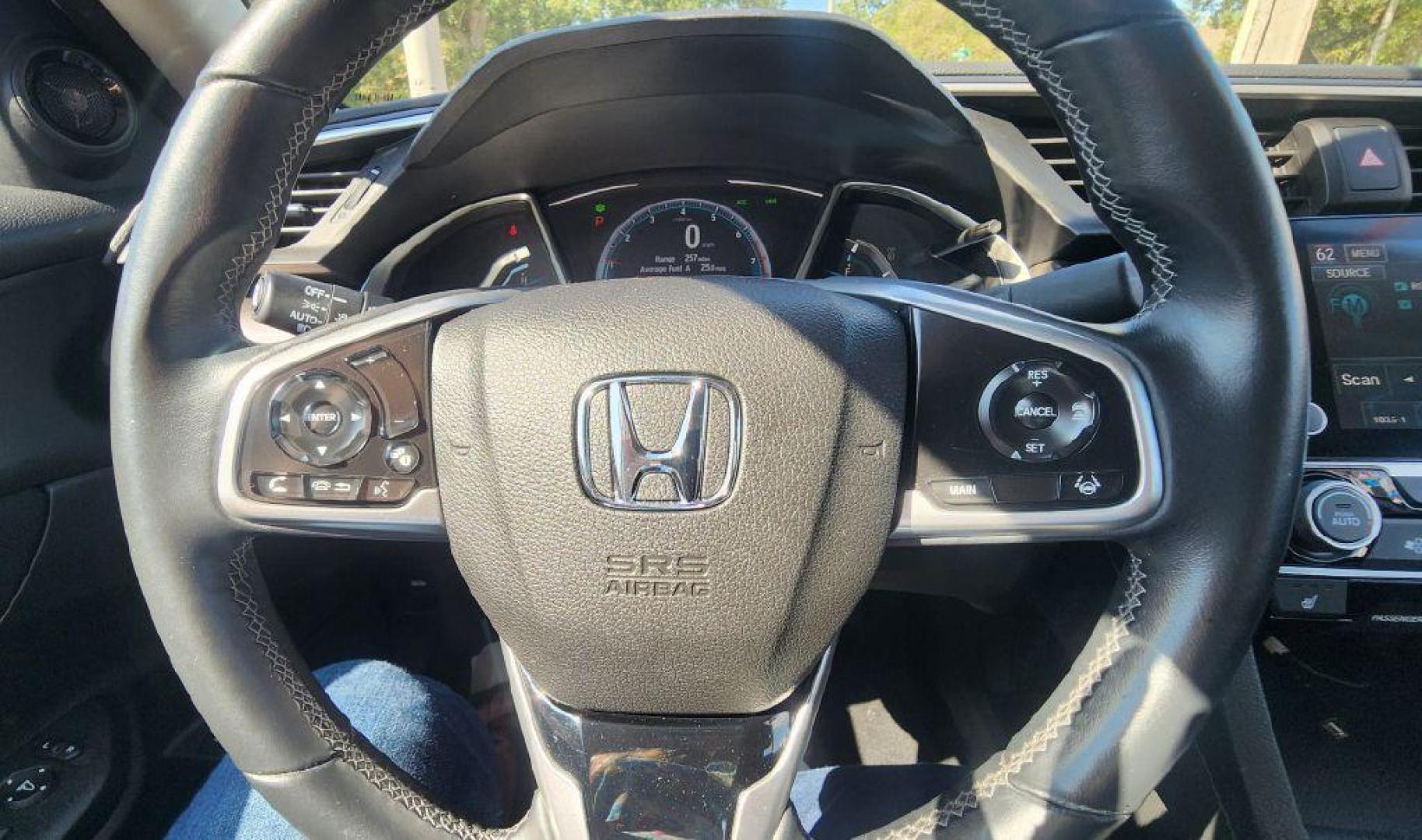 2021 WHITE HONDA CIVIC EX - FWD (19XFC1F31ME) with an 1.5L engine, Continuously Variable transmission, located at 101 S. Halleck St., DeMotte, 46310, (219) 987-2922, 41.202343, -87.198189 - Photo#10