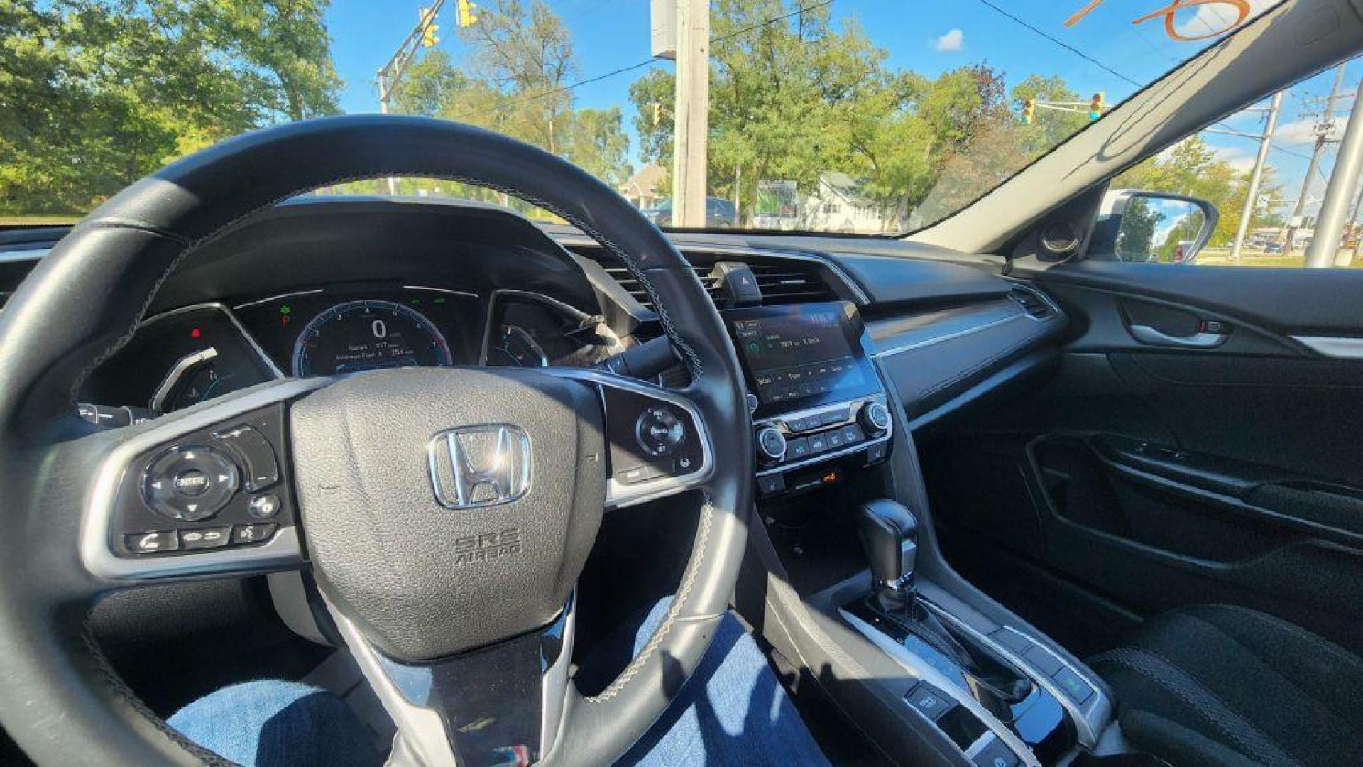 2021 WHITE HONDA CIVIC EX - FWD (19XFC1F31ME) with an 1.5L engine, Continuously Variable transmission, located at 101 S. Halleck St., DeMotte, 46310, (219) 987-2922, 41.202343, -87.198189 - Photo#8