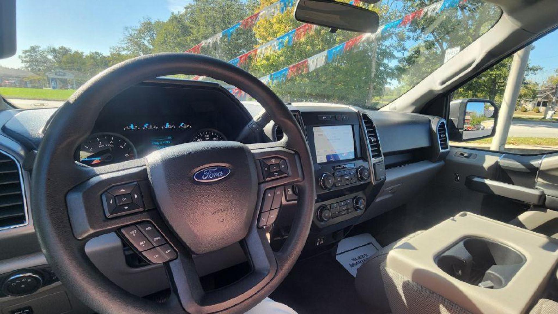 2020 LT GRA FORD F150 SUPERCREW - 4WD (1FTEW1E40LF) with an 3.5L engine, Automatic transmission, located at 101 S. Halleck St., DeMotte, 46310, (219) 987-2922, 41.202343, -87.198189 - Photo#10