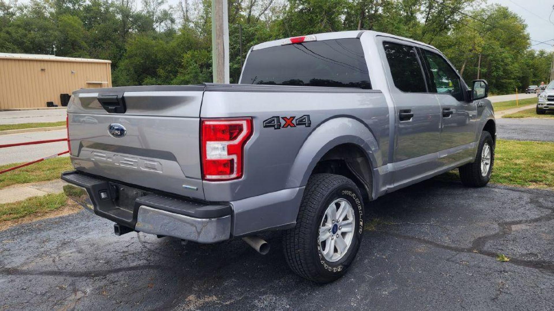 2020 LT GRA FORD F150 SUPERCREW - 4WD (1FTEW1E40LF) with an 3.5L engine, Automatic transmission, located at 101 S. Halleck St., DeMotte, 46310, (219) 987-2922, 41.202343, -87.198189 - Photo#2