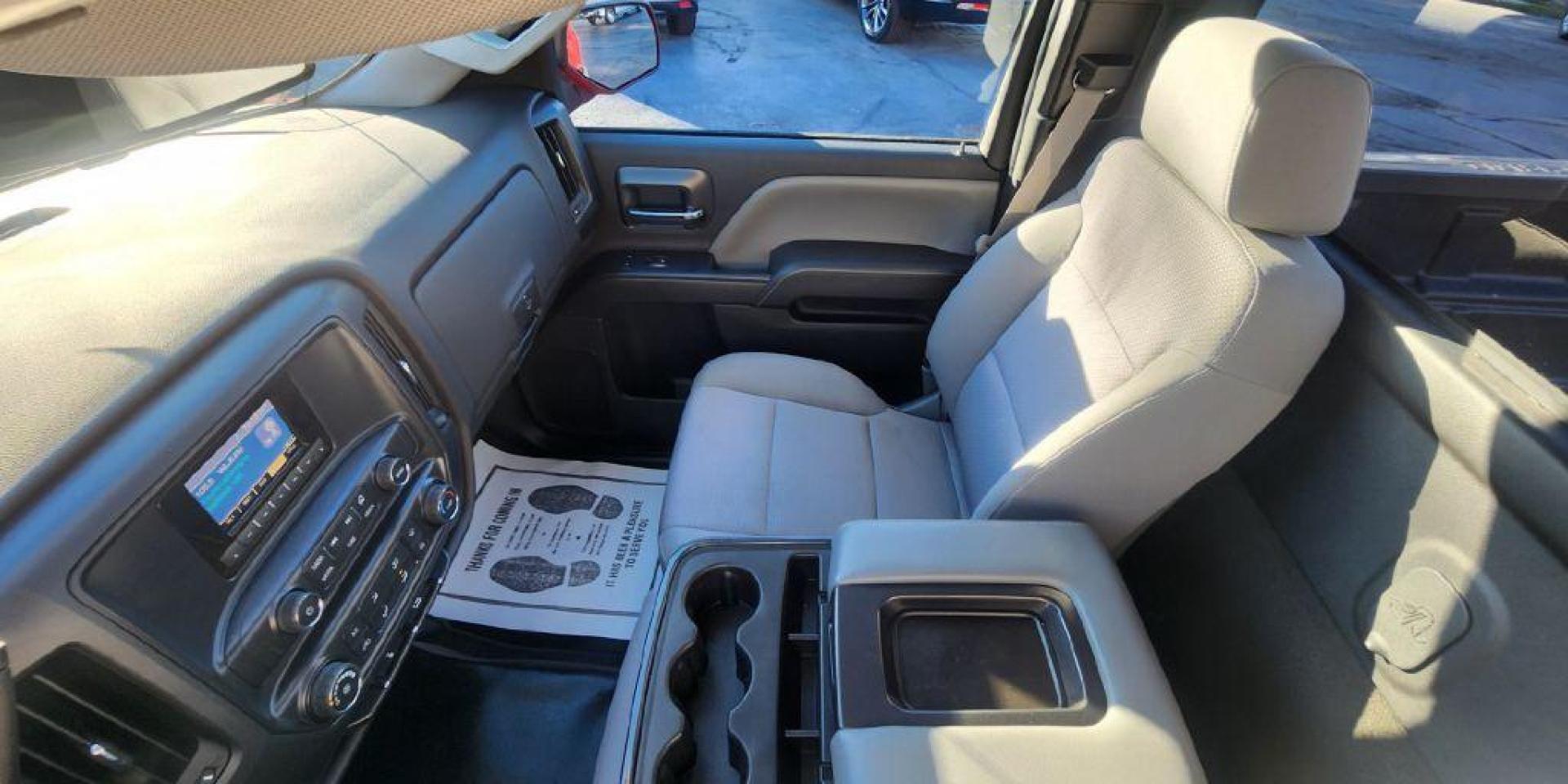 2015 RED CHEVROLET SILVERADO 1500 8 FOOT BED - RWD (1GCNCPEH7FZ) with an 4.3L engine, Automatic transmission, located at 101 S. Halleck St., DeMotte, 46310, (219) 987-2922, 41.202343, -87.198189 - Photo#14