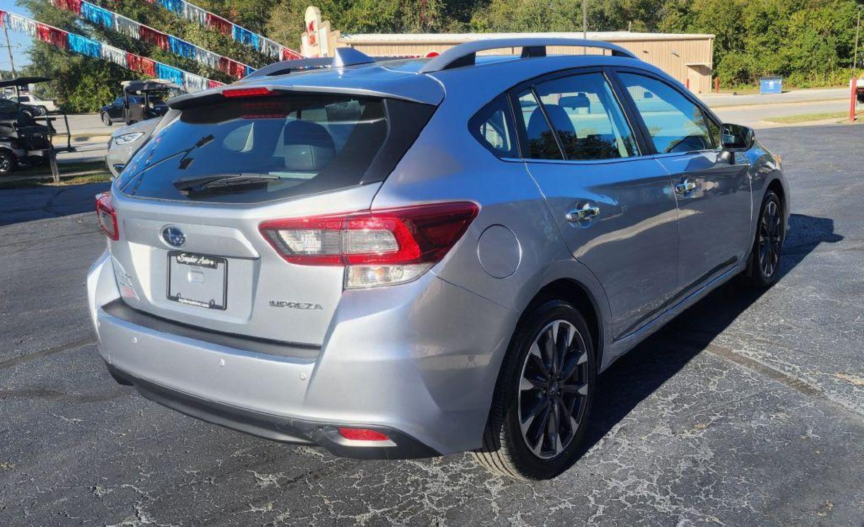 2022 SILVER SUBARU IMPREZA LIMITED - AWD (4S3GTAU61N3) with an 2.0L engine, Automatic transmission, located at 101 S. Halleck St., DeMotte, 46310, (219) 987-2922, 41.202343, -87.198189 - Photo#2