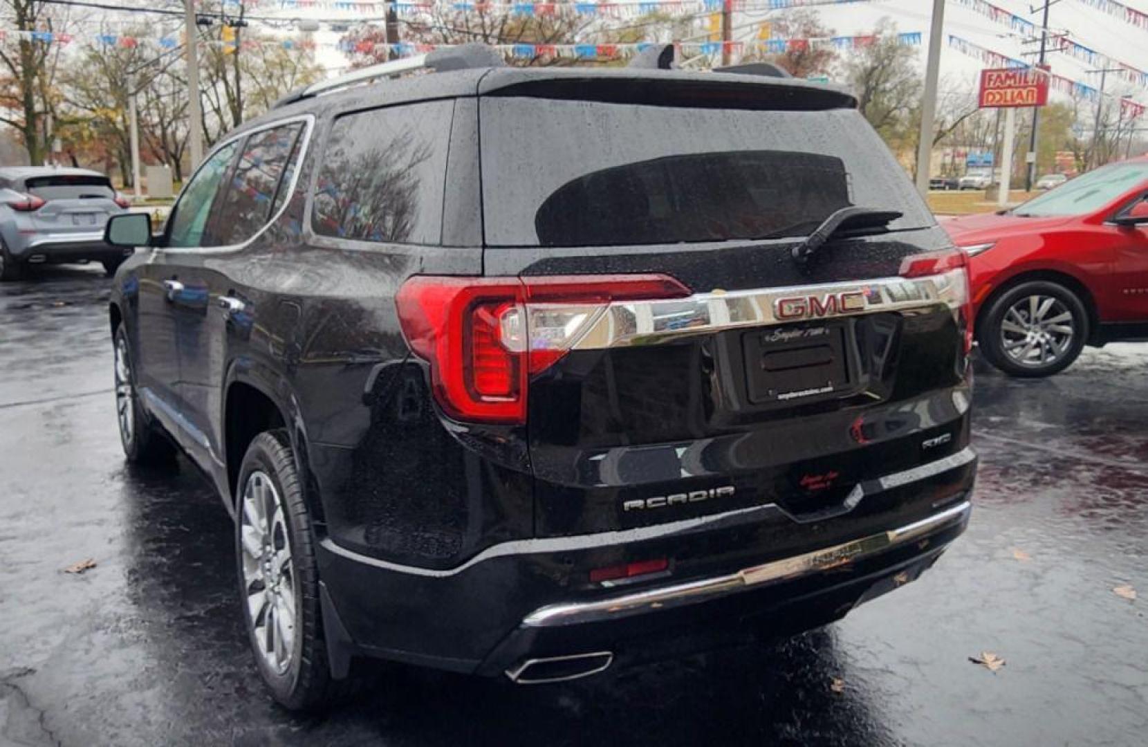 2023 BLACK GMC ACADIA DENALI - AWD (1GKKNXLS8PZ) with an 3.6L engine, Automatic transmission, located at 101 S. Halleck St., DeMotte, 46310, (219) 987-2922, 41.202343, -87.198189 - Photo#4