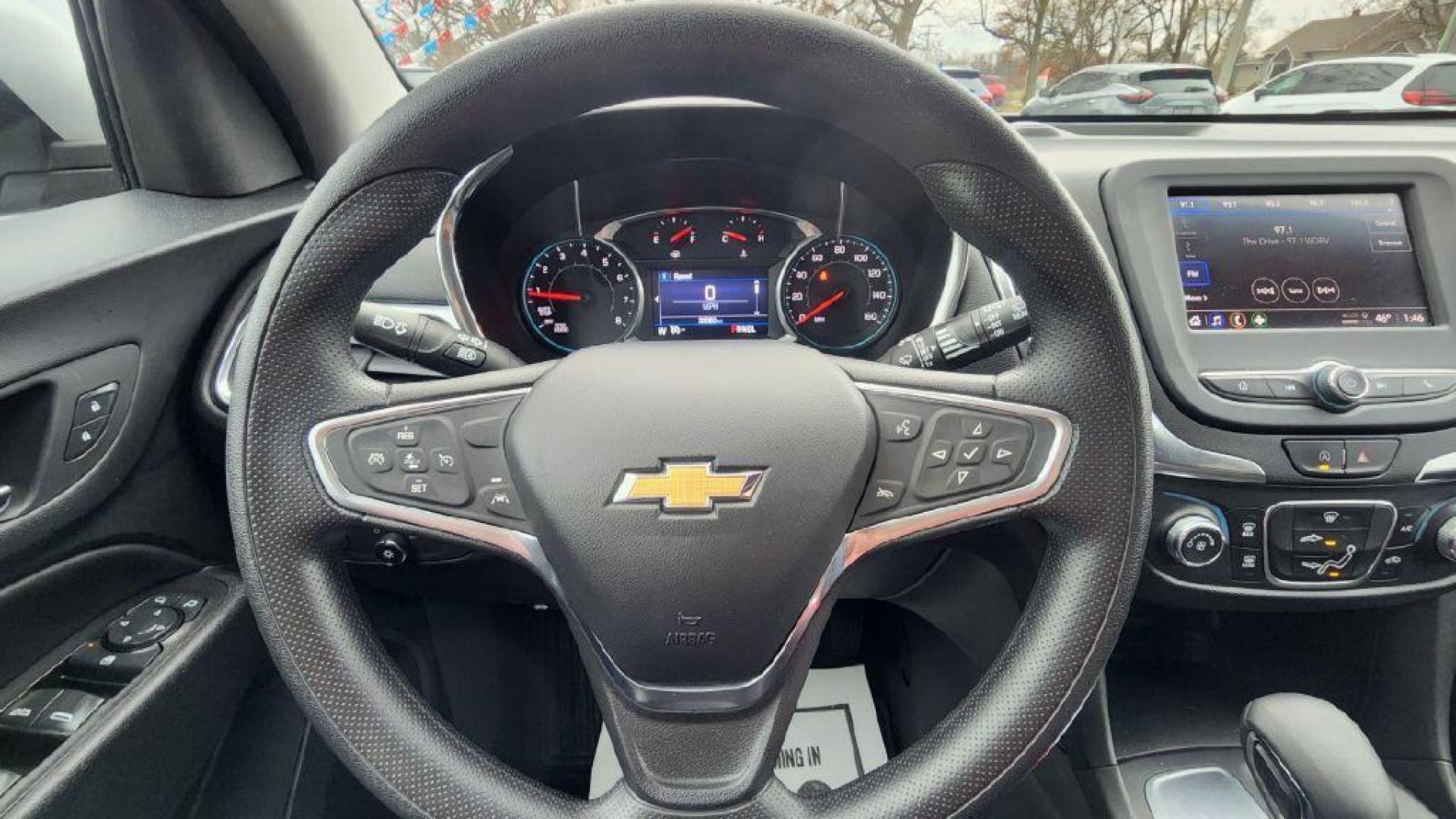 2022 SILVER CHEVROLET EQUINOX LT - FWD (3GNAXKEV4NL) with an 1.5L engine, Automatic transmission, located at 101 S. Halleck St., DeMotte, 46310, (219) 987-2922, 41.202343, -87.198189 - Photo#11