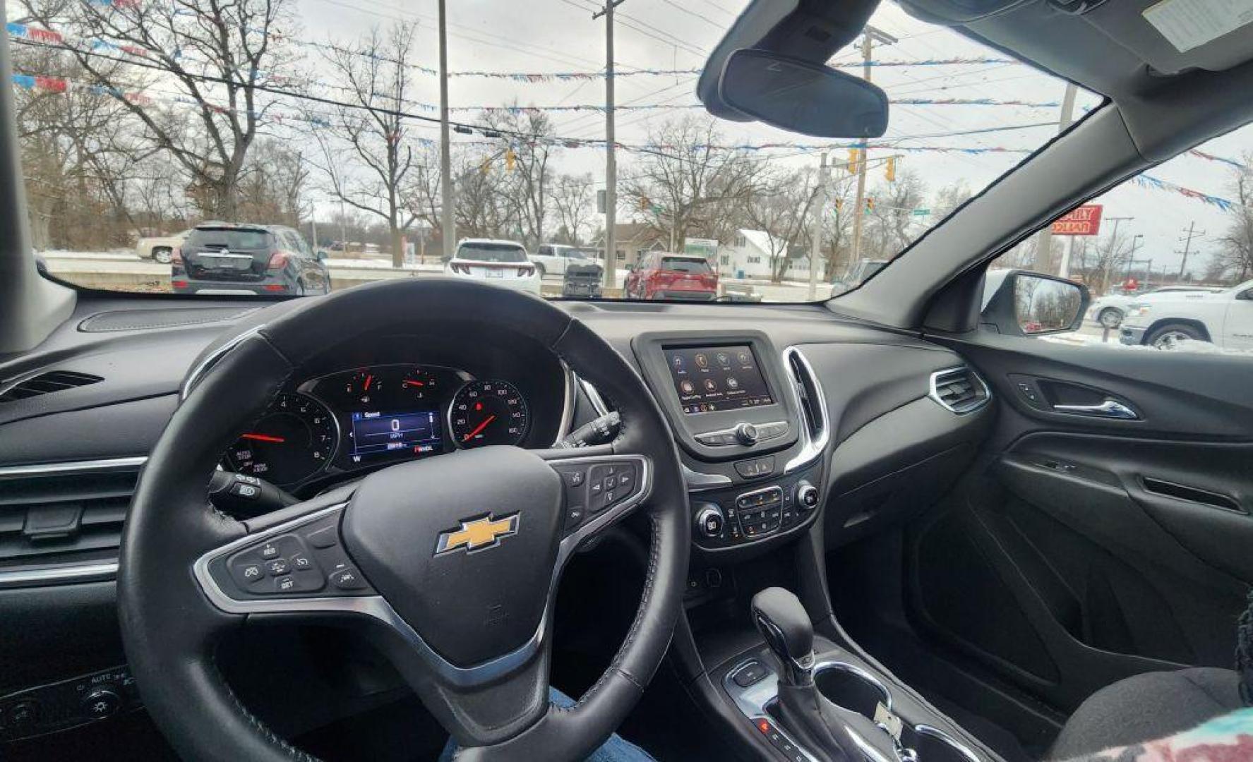 2022 WHITE CHEVROLET EQUINOX LT - AWD (3GNAXUEV1NL) with an 1.5L engine, Automatic transmission, located at 101 S. Halleck St., DeMotte, 46310, (219) 987-2922, 41.202343, -87.198189 - Photo#8