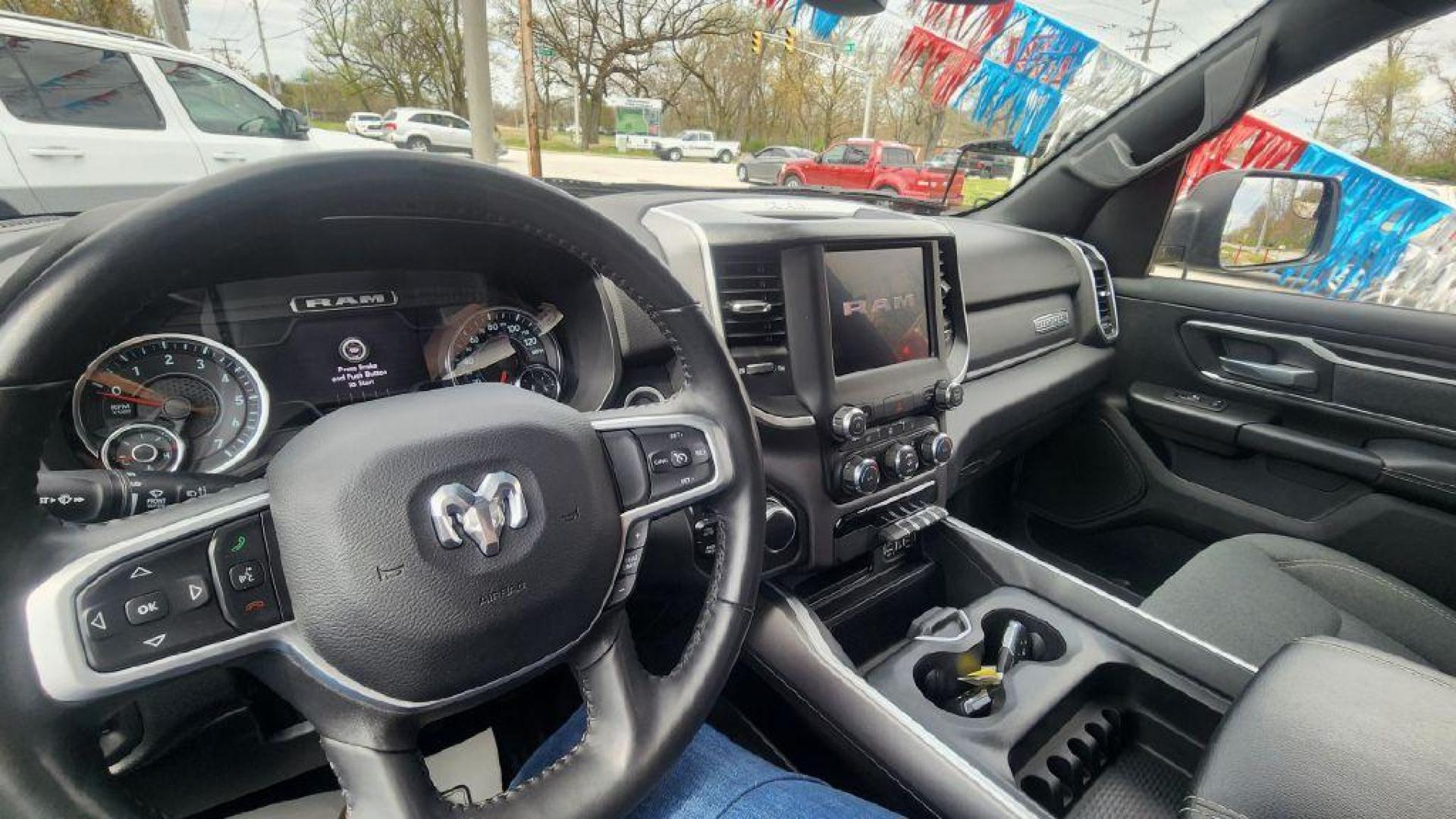 2022 SILVER RAM 1500 BIG HORN/LONE STAR - 4WD (1C6RRFFG1NN) with an 3.6L engine, Automatic transmission, located at 101 S. Halleck St., DeMotte, 46310, (219) 987-2922, 41.202343, -87.198189 - Photo#11